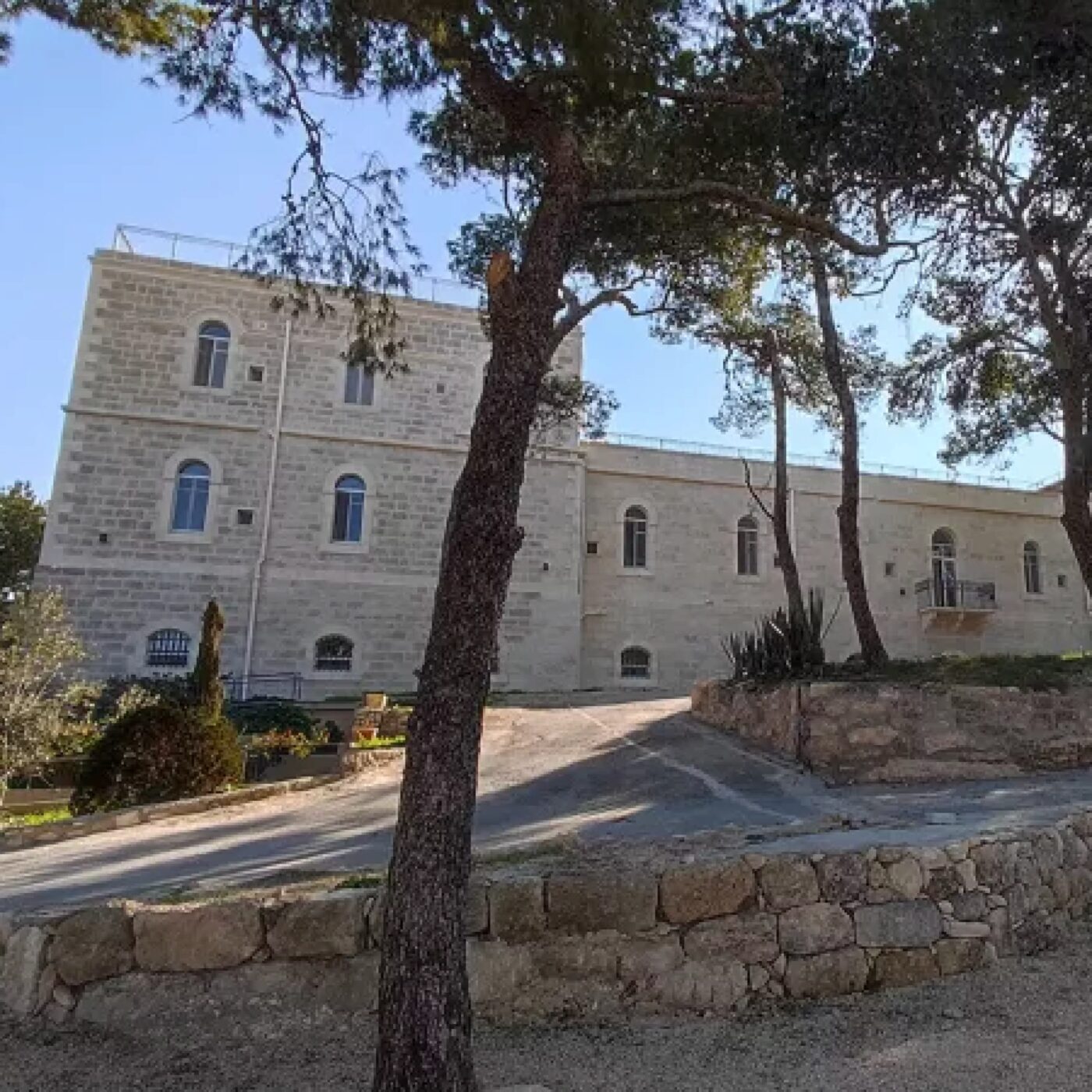 La Maison d'Abraham à Jérusalem fête ses 60 ans episode artwork
