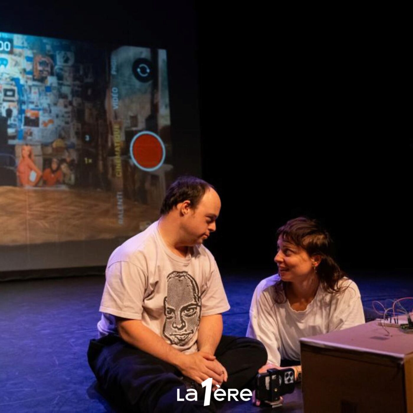 Interview avec Paola Pisciottano pour la pièce "Britney Bitch" au Théâtre Varia