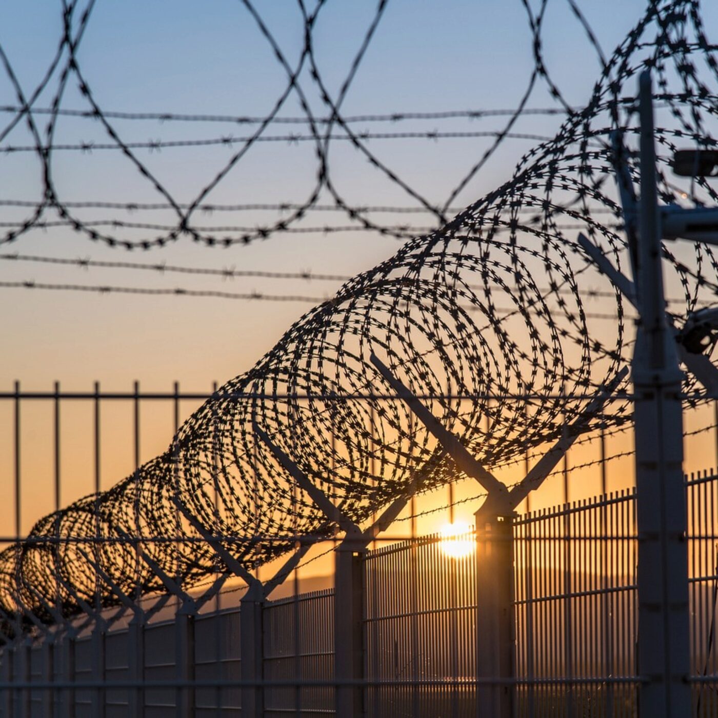 Les aumoniers de prison en désaccord avec Gerald Darmanin episode artwork