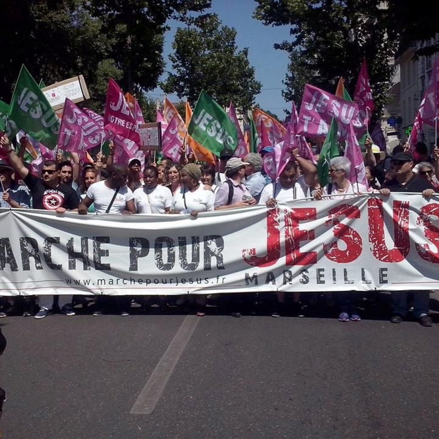 Une grande Marche pour Jésus à Marseille ce 6 juin ! episode artwork