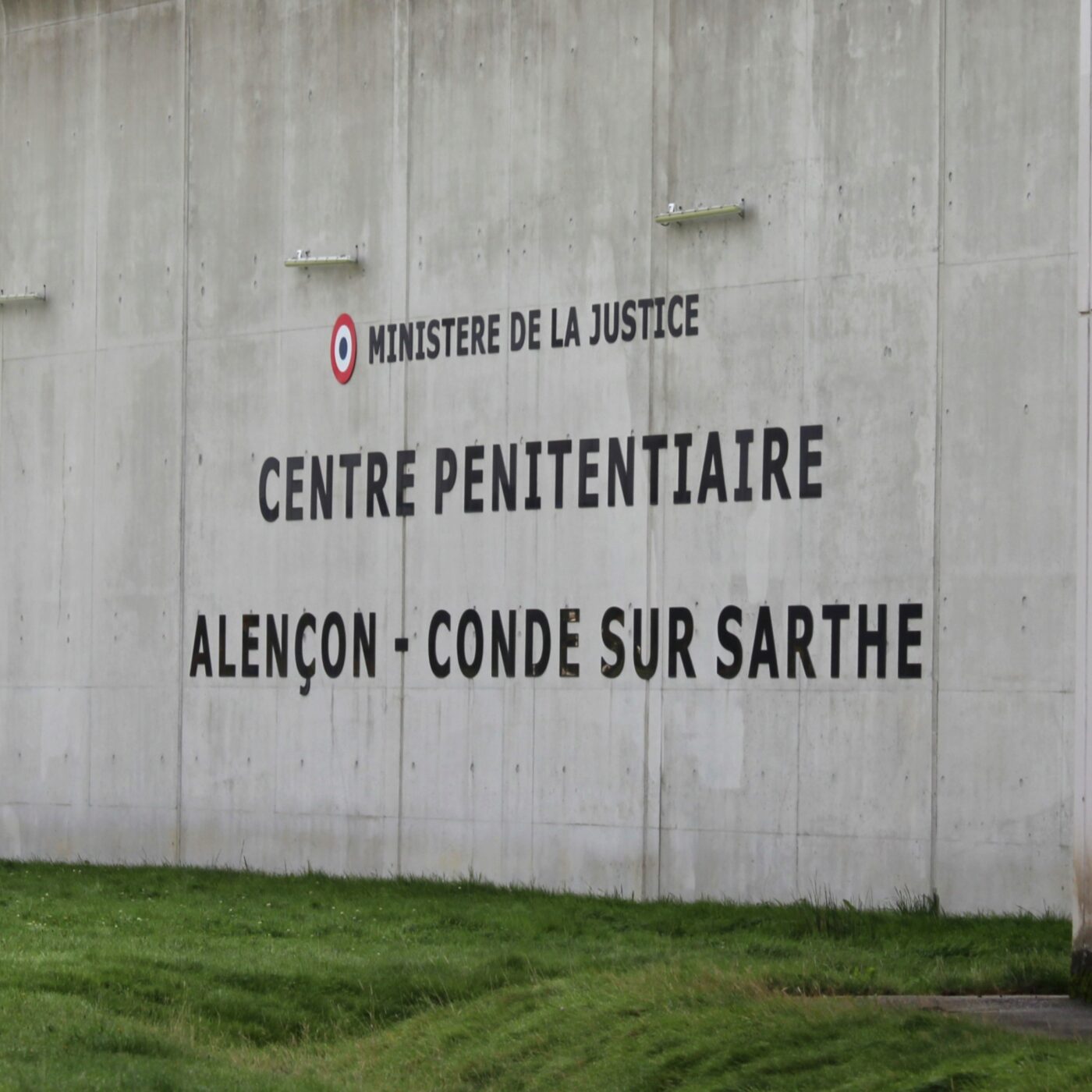 Prison de Condé-sur-Sarthe : visite des nouveaux aménagements de haute sécurité episode artwork