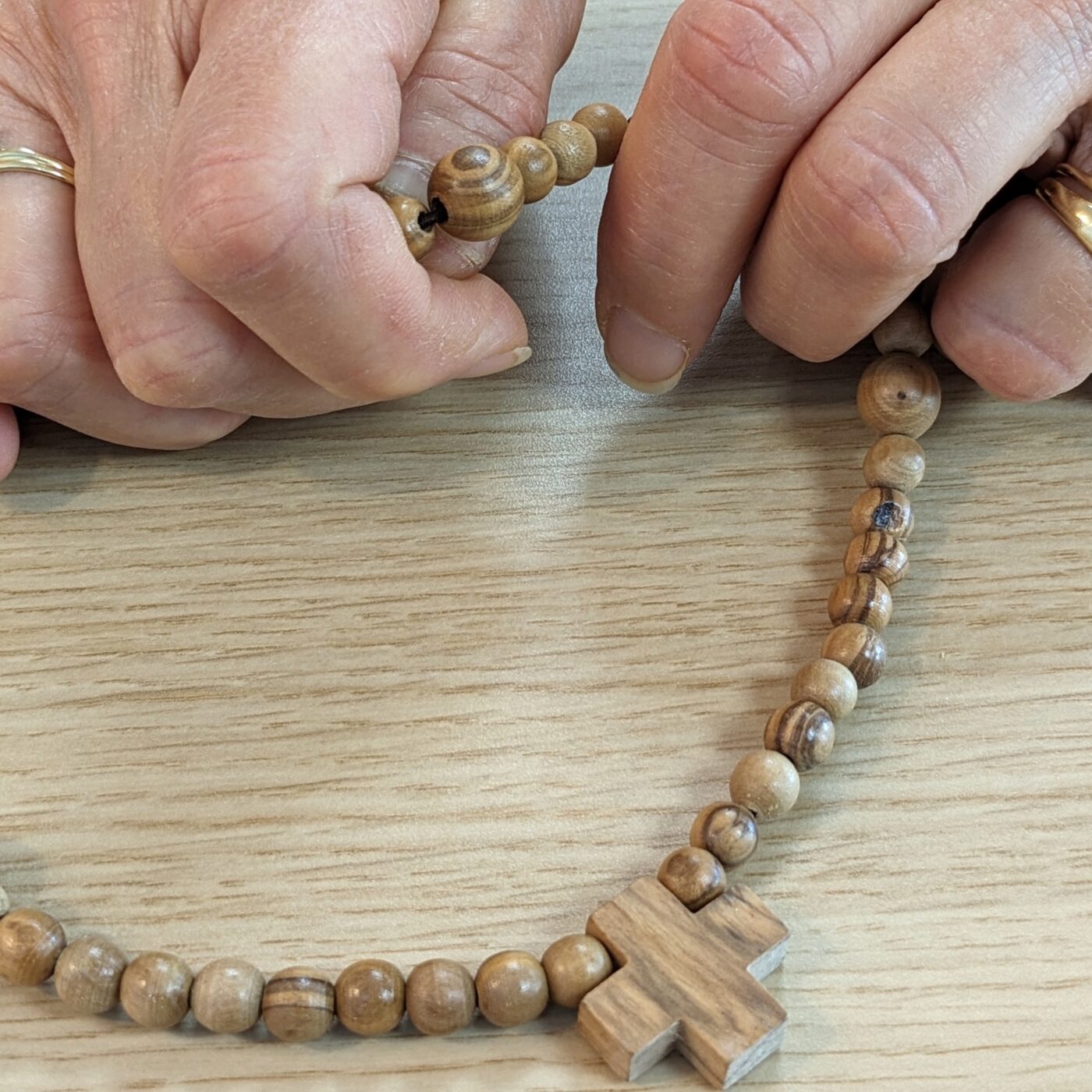 Pays de Savoie : des habitués nous confient 5 vertus du Chapelet et du Rosaire episode artwork