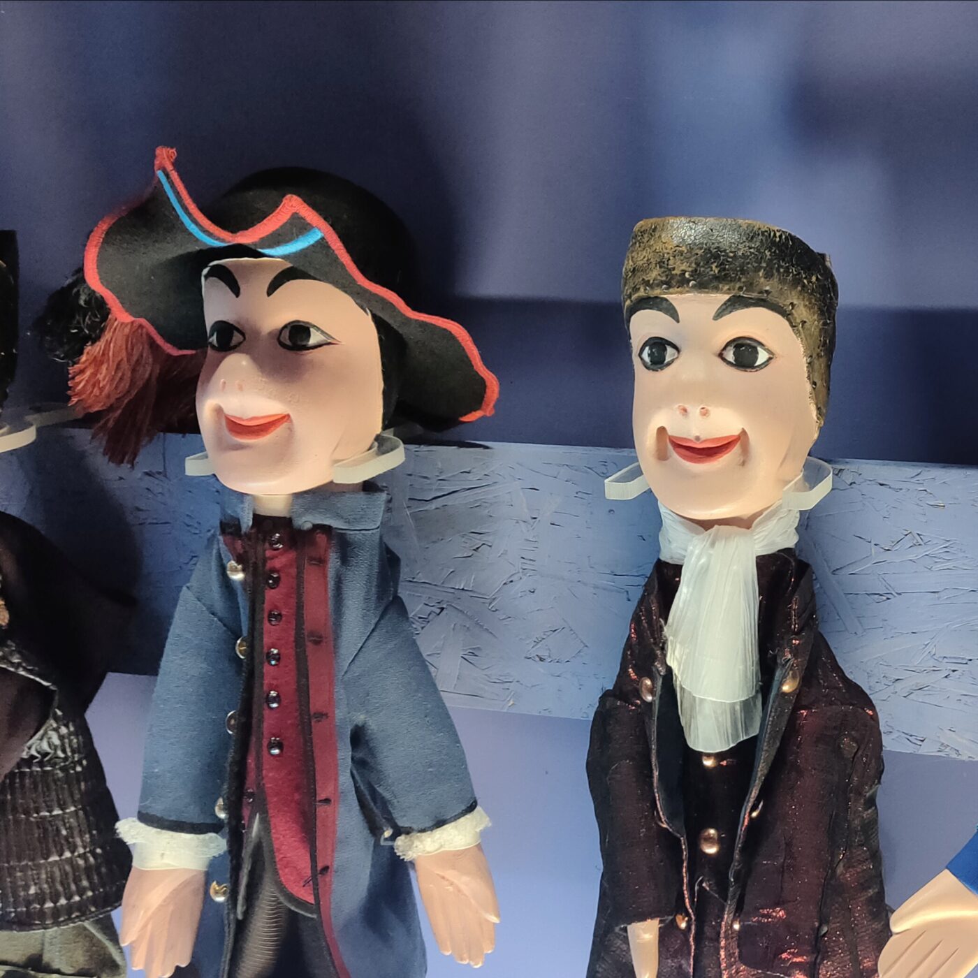 Guignol : deux siècles après sa création, la star lyonnaise tire encore les ficelles episode artwork