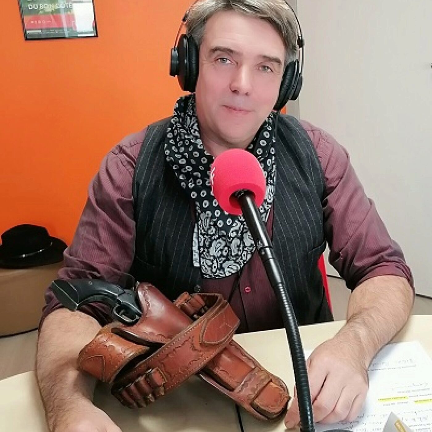 D\'ailleurs à ici