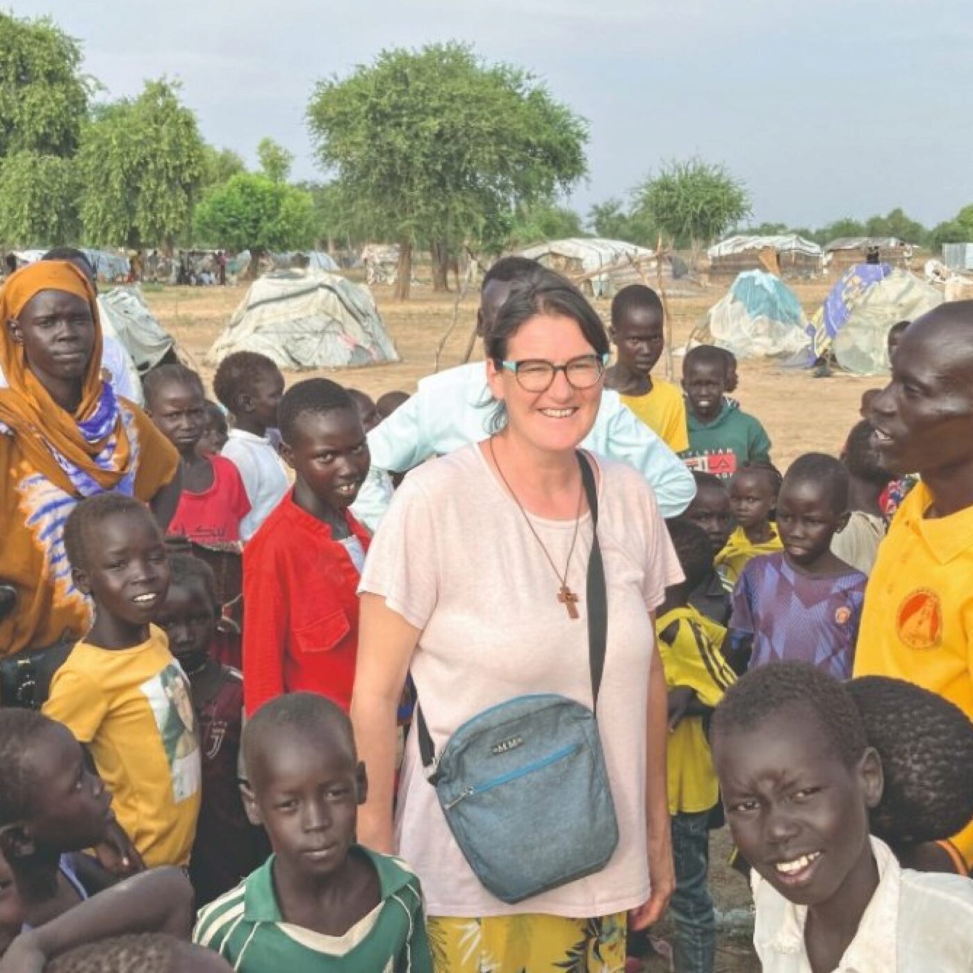 Carine Neveu : "J'ai choisi de suivre le Christ parmi les pauvres" Carine Neveu : "J'ai choisi de suivre le Christ parmi les pauvres"