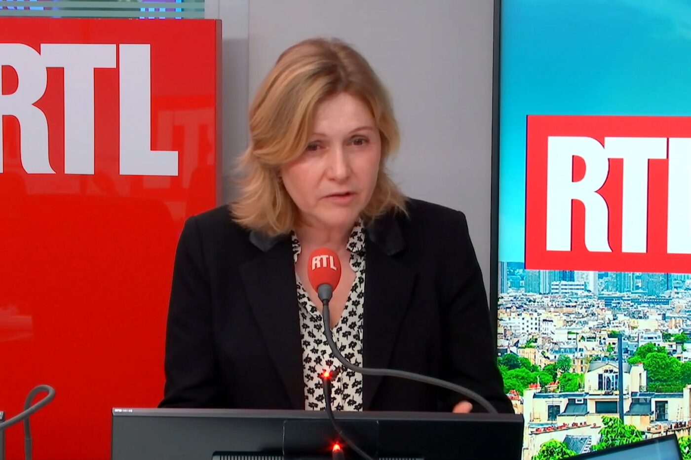 Mort de Quentin Deranque : sur RTL, Yaël Braun-Pivet accuse Jean-Luc Mélenchon d'être "d'une complaisance totale" avec la Jeune Garde Mort de Quentin Deranque : sur RTL, Yaël Braun-Pivet accuse Jean-Luc Mélenchon d'être "d'une complaisance totale" avec la Jeune Garde