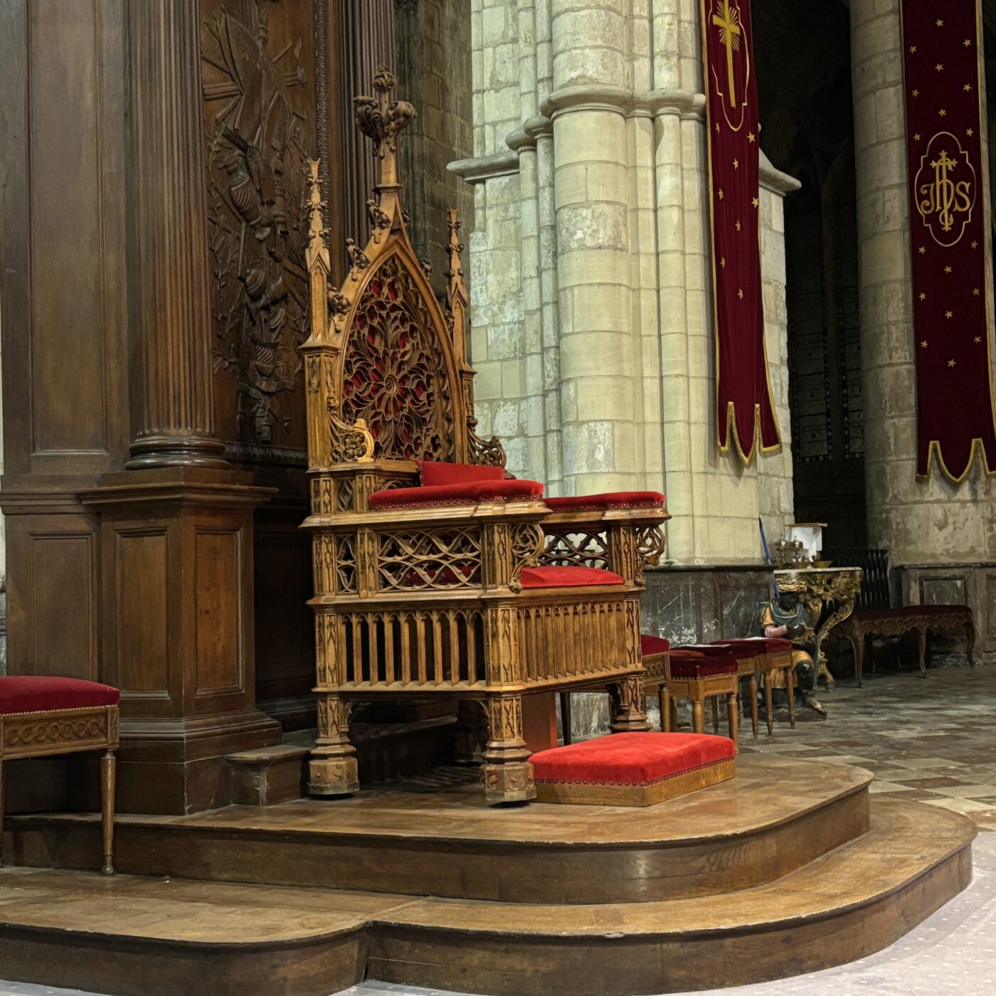 Ordination de Mgr Javary : un événement d’ampleur à Châlons le 1er mars episode artwork