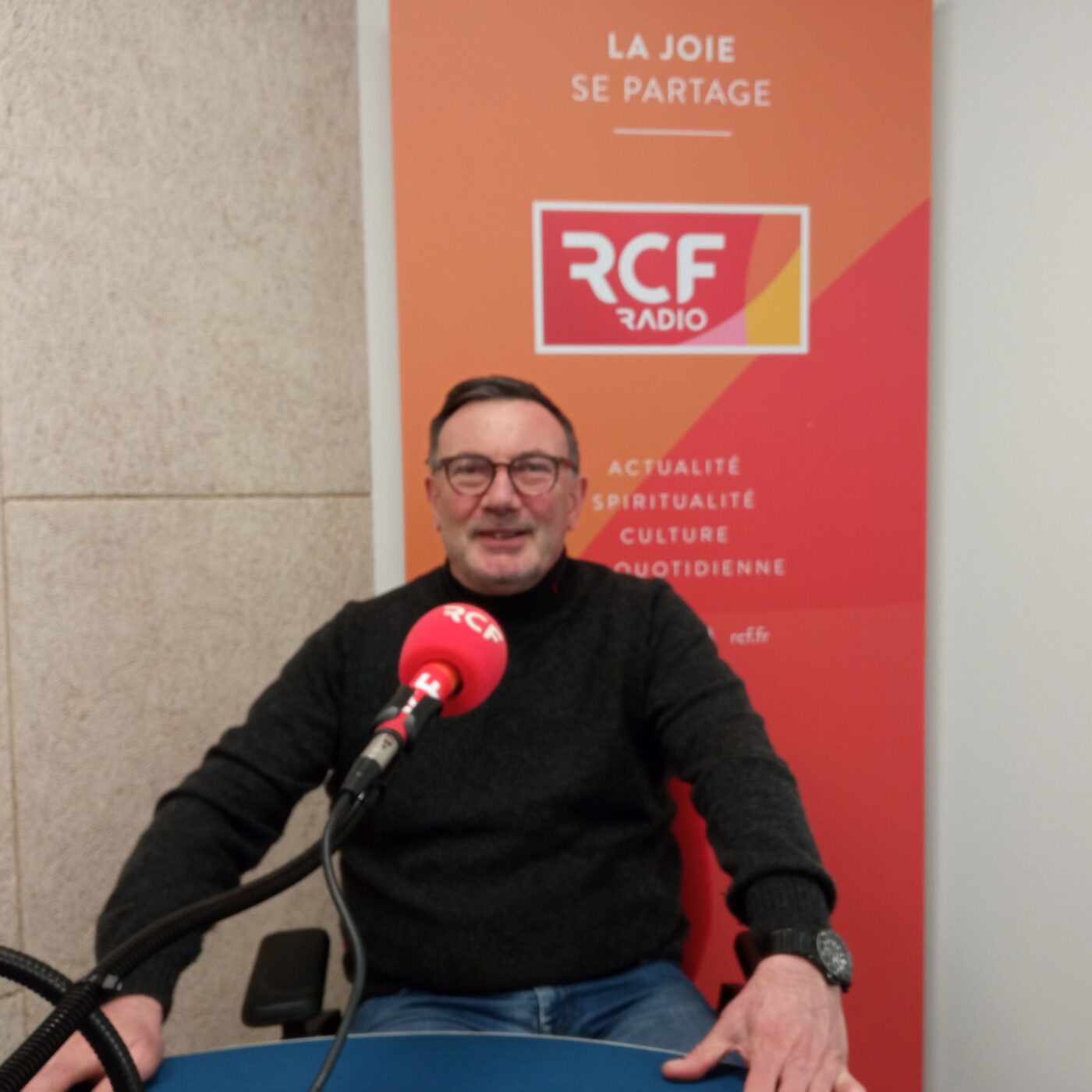 Gilles Chavin-Collin, coprésident de l’Asti à St-Brieuc, sur la loi immigration episode artwork
