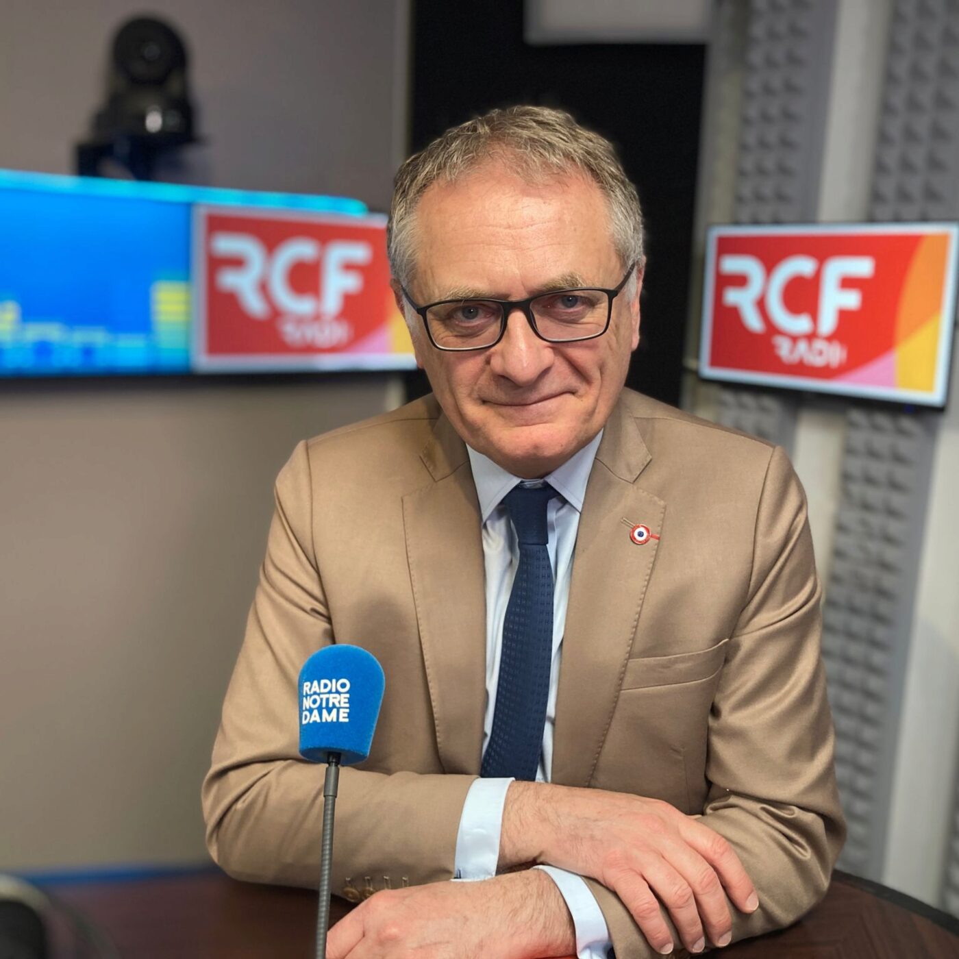 "Aide à mourir" : en commission, les députés adoptent un texte très permissif