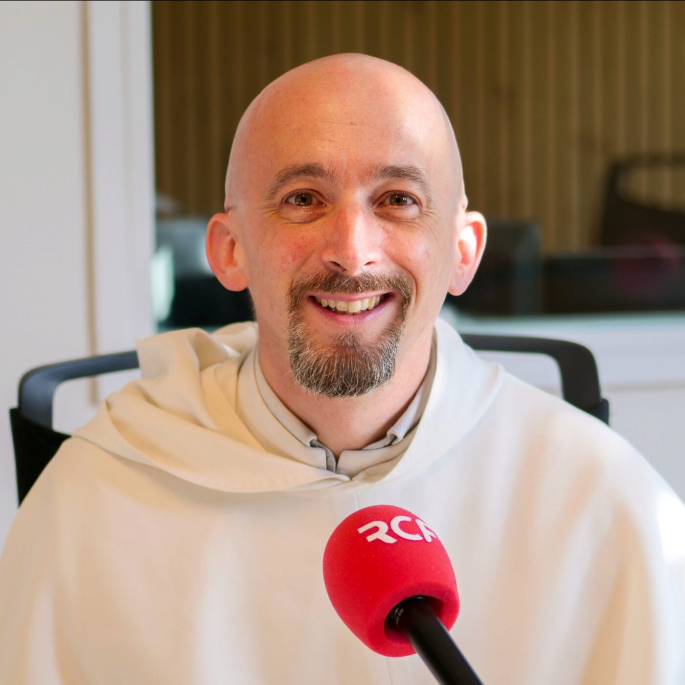Jacques-Benoît Rauscher interroge l'écran, l'icône et le miroir episode artwork