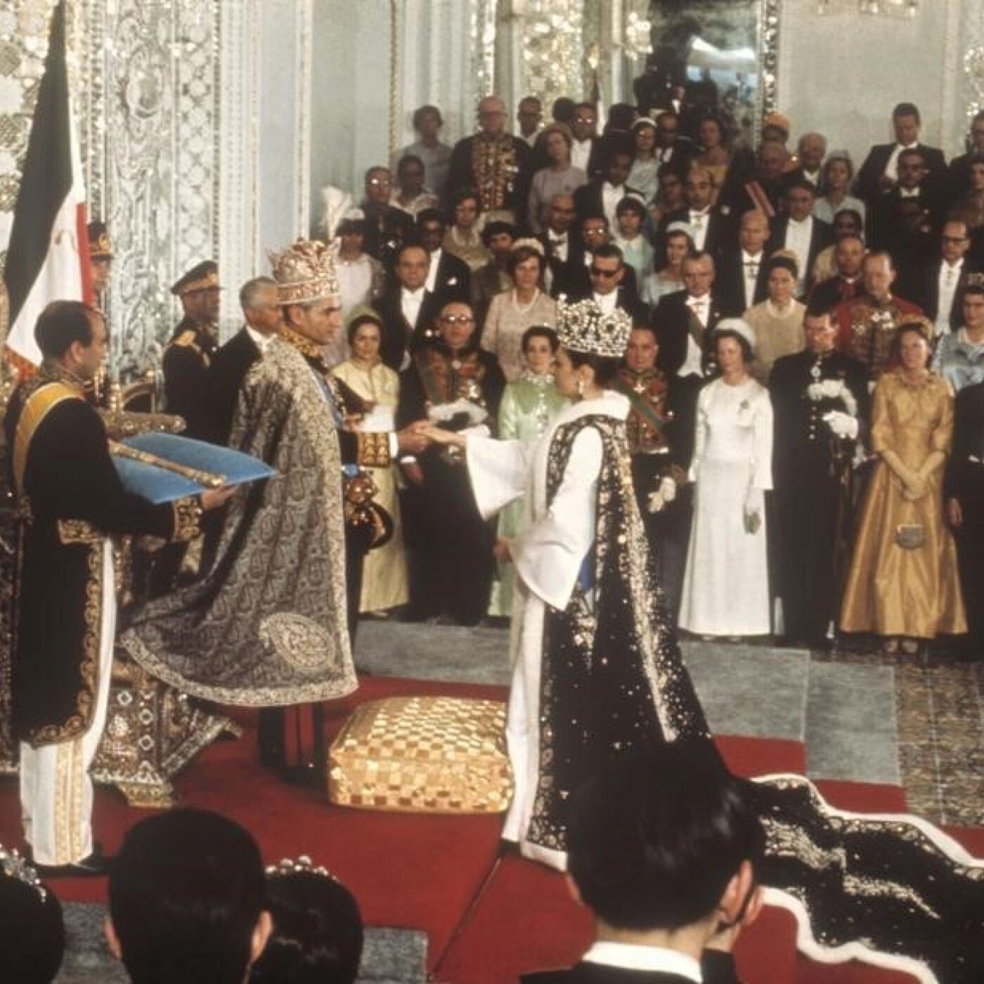 26 octobre 1967: Reza Pahlavi devient Empereur d'Iran episode artwork