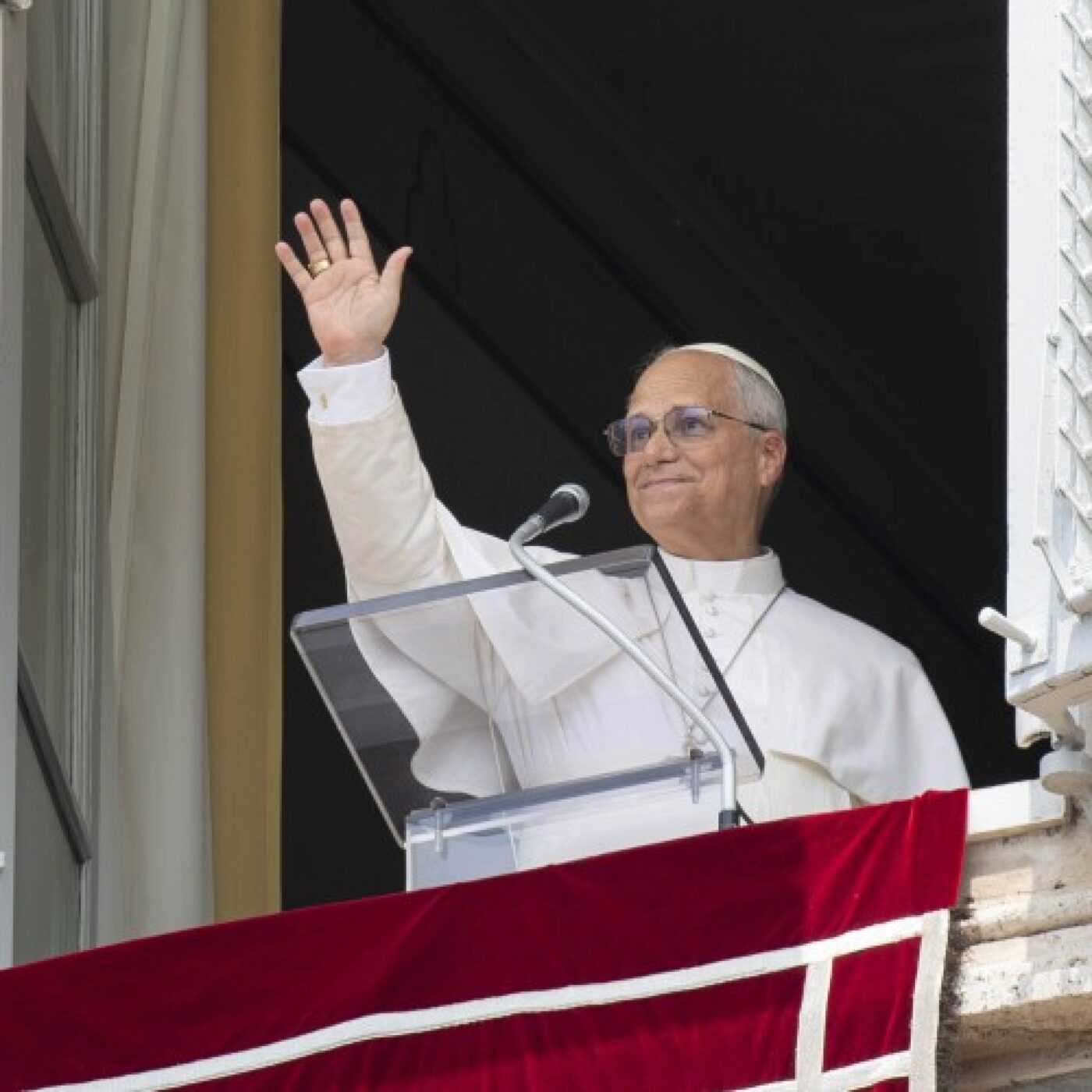 Rome excommunie les prêtres ordonnés par la FSSPX episode artwork