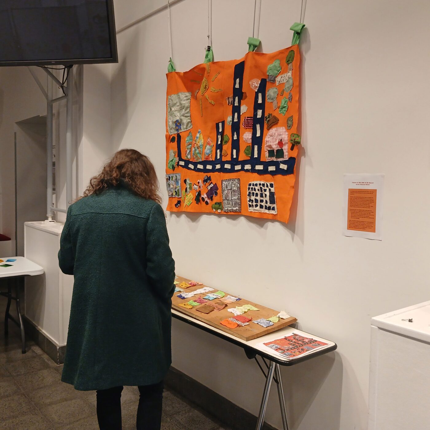 Une exposition sur les cabanes, réalisée par des écoliers de Lons-le-Saunier episode artwork