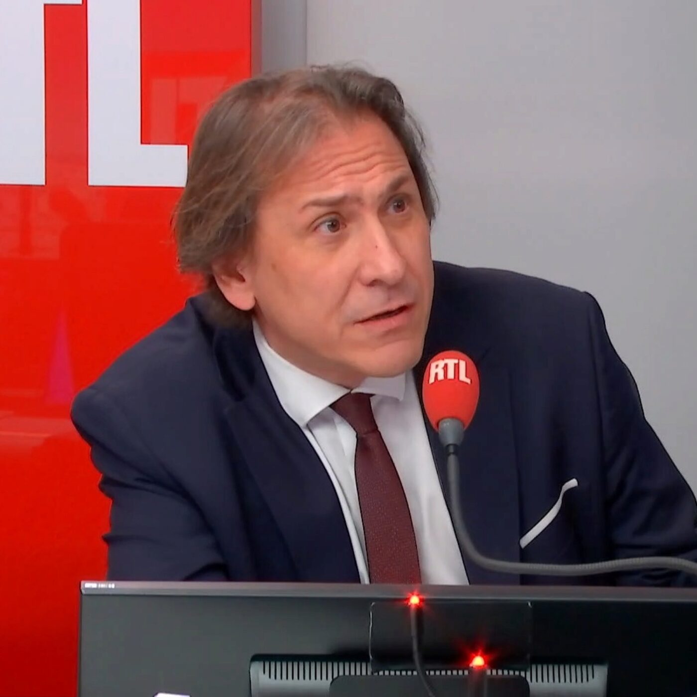 "Pas d'alliance avec LFI" : pour Jérôme Guedj sur RTL, si Mélenchon est au second tour en 2027, "ce serait la certitude de la victoire de Bardella" "Pas d'alliance avec LFI" : pour Jérôme Guedj sur RTL, si Mélenchon est au second tour en 2027, "ce serait la certitude de la victoire de Bardella"