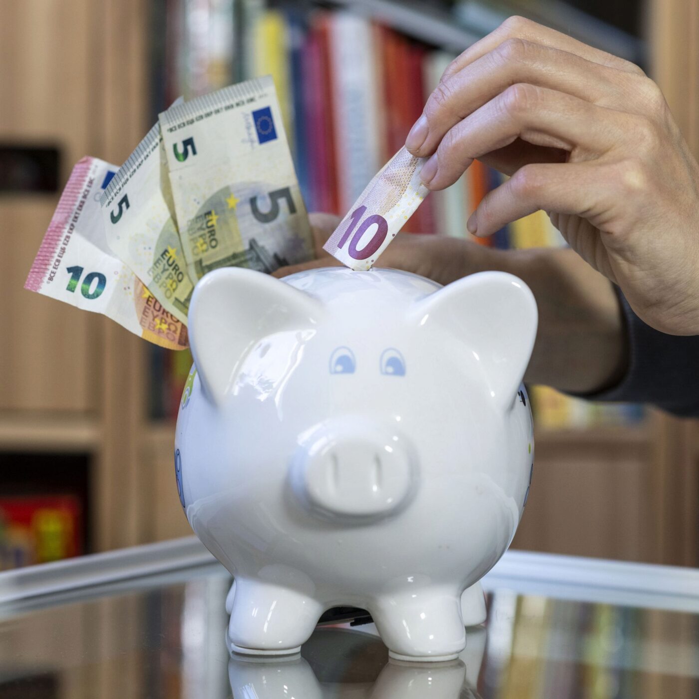 Une banque lance un compte d'épargne attractif mais est-il vraiment beaucoup plus rentable ?