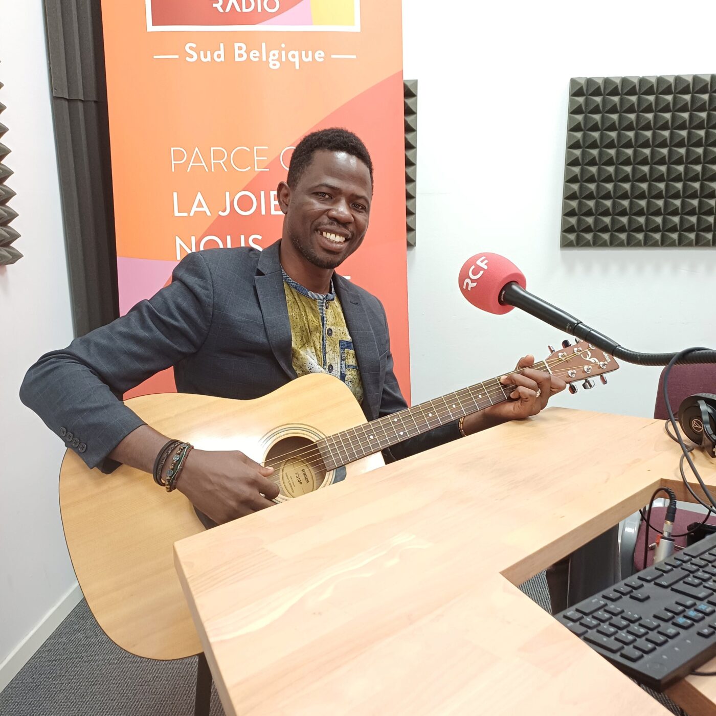 Kuny, un joyeux musicien Burkinabé ! episode artwork