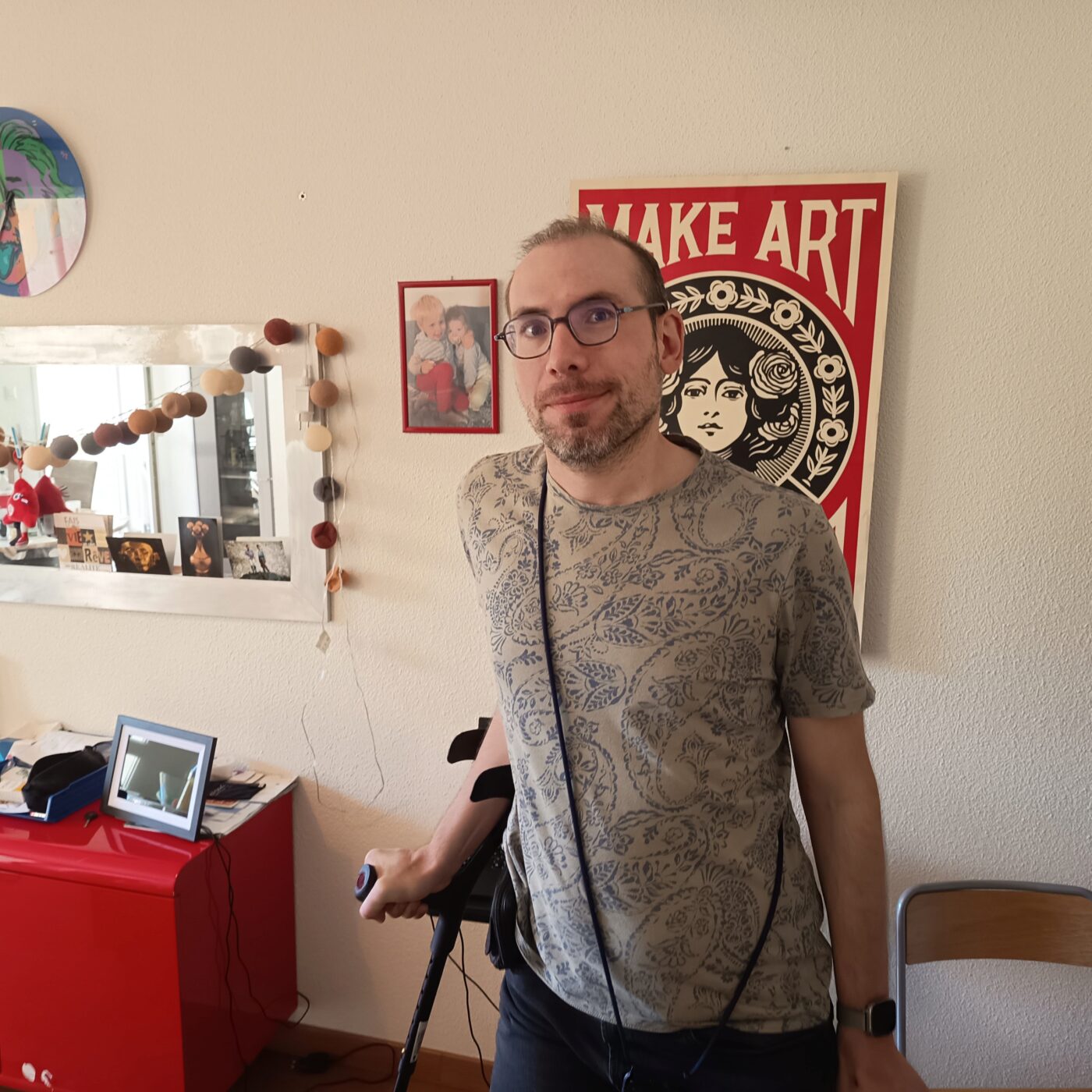 « Moi, la sclérose en plaques et le Kilimandjaro » : le Loirétain Julien Vedani raconte sa folle aventure dans un livre episode artwork