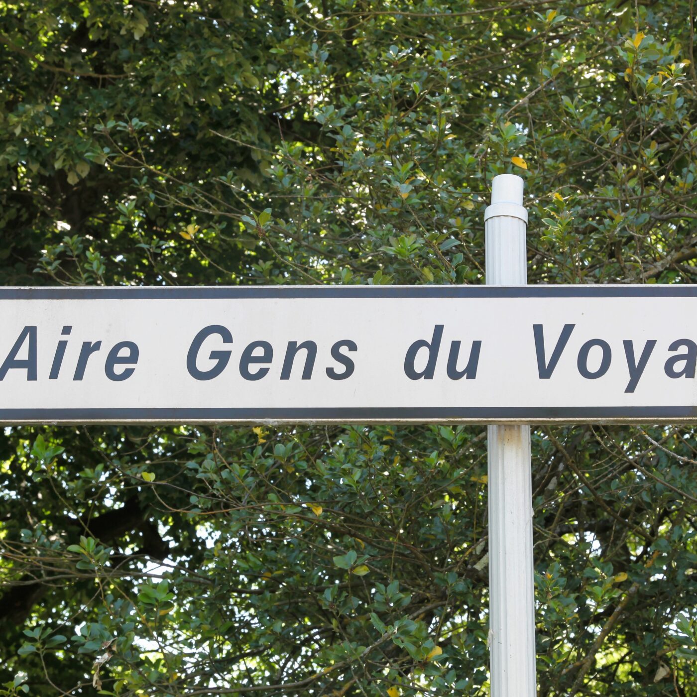 Gens du voyage : l'amende forfaitaire délictuelle, "un échec" pour Sylviane Noël episode artwork