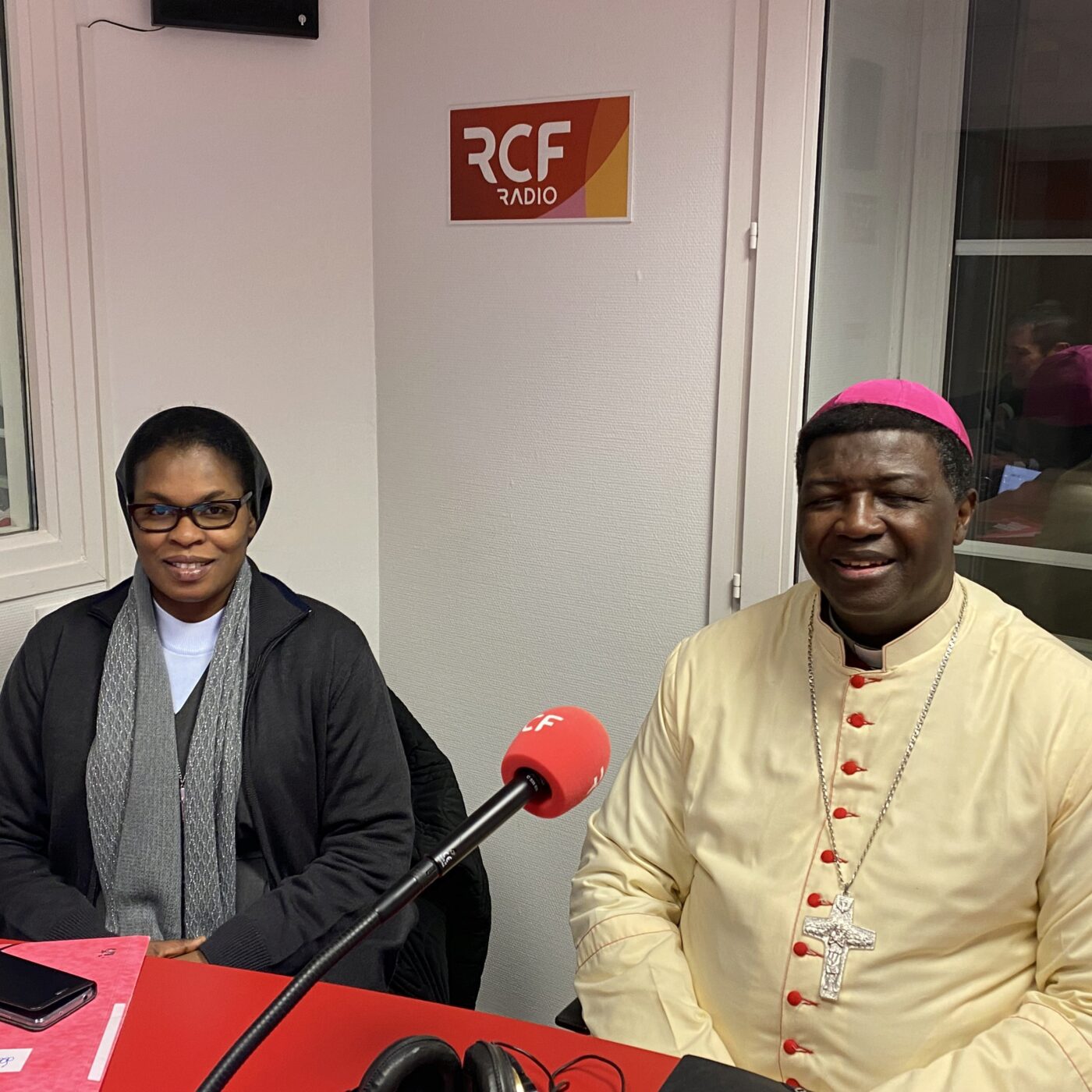 Nuit des témoins. Soeur Marjorie, mgr Djitangar et Benoît de Blanpré. episode artwork