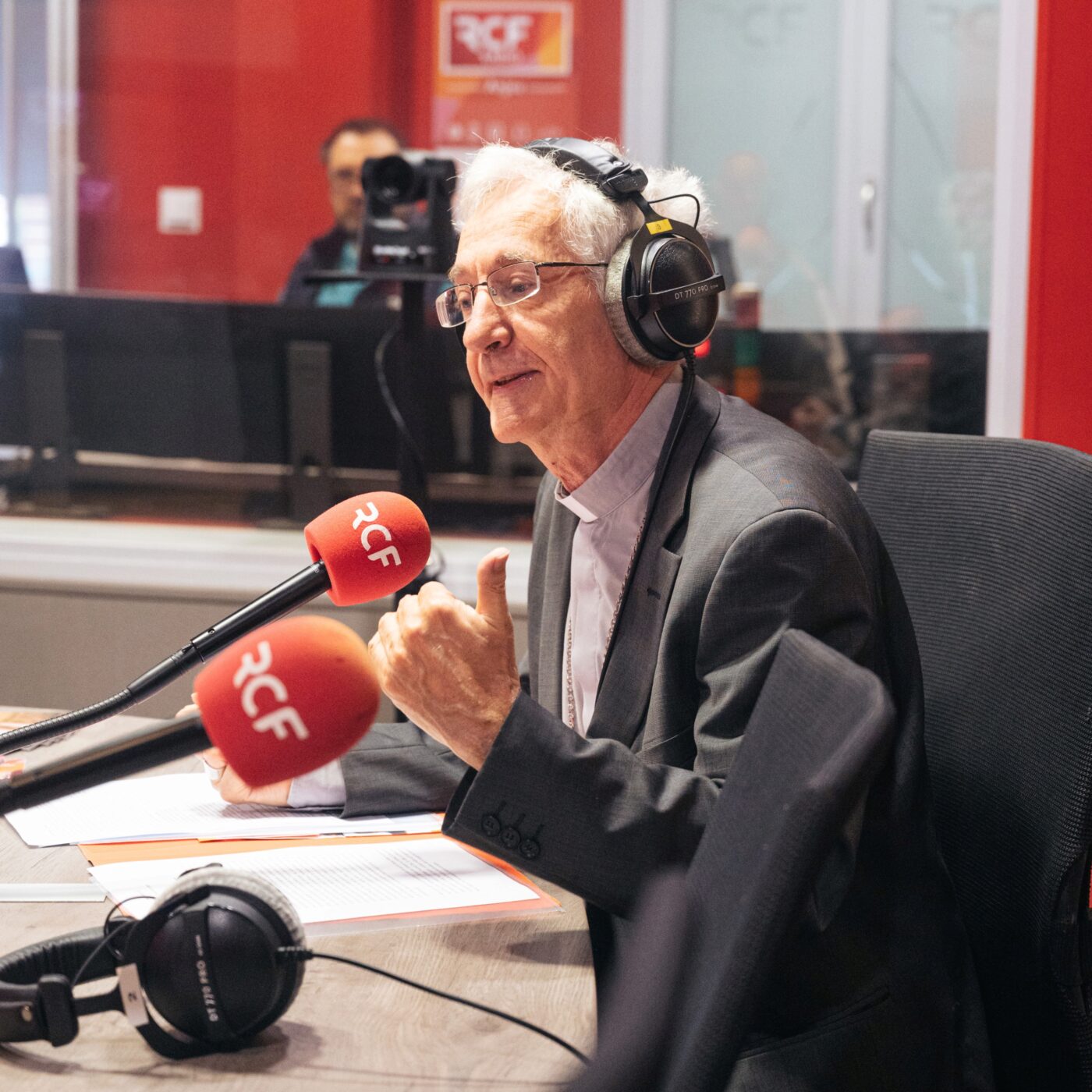 Décès du pape François : la réaction de Mgr Delmas, évêque d'Angers episode artwork