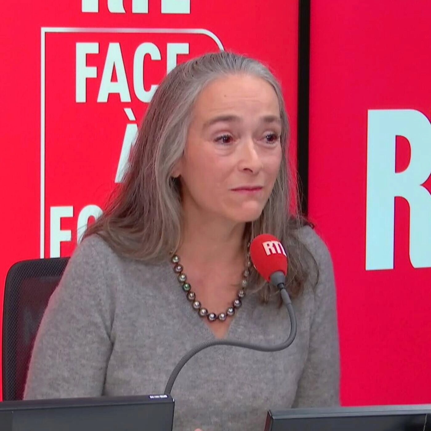 CNews, une "chaîne d'extrême droite" ? Sur RTL, la patronne de France télévisions "assume" ses propos et appelle à "ne pas avancer masqué"