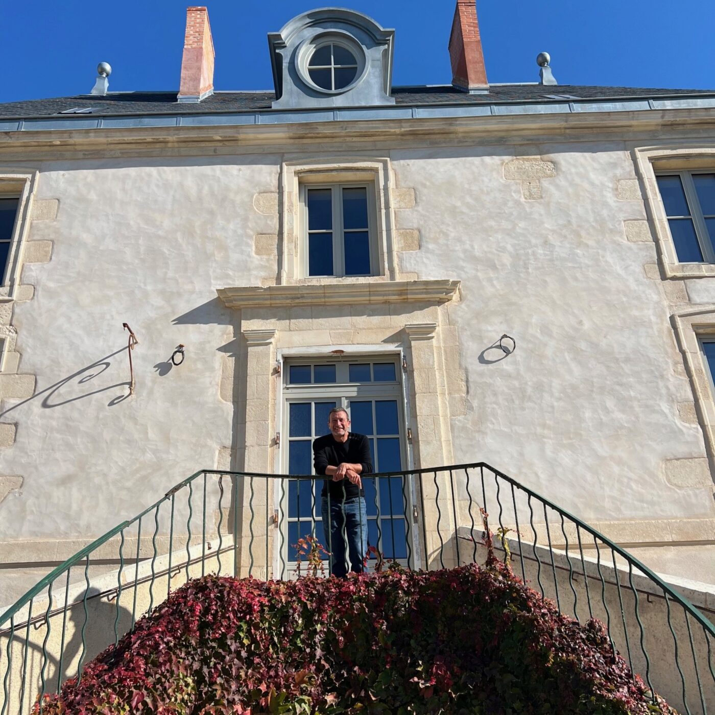 Le domaine de Coureilles en plein coeur des Minimes à la Rochelle episode artwork