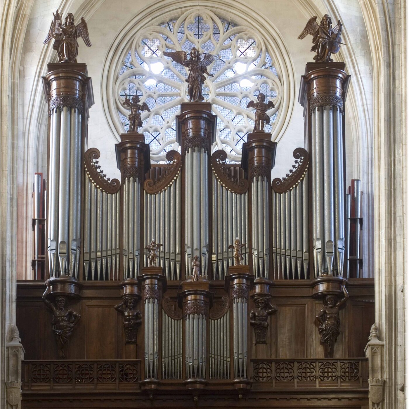 « C'est un chef-d'œuvre à lui tout seul » : le grand orgue de la cathédrale d'Orléans à l'honneur durant un festival cet été episode artwork