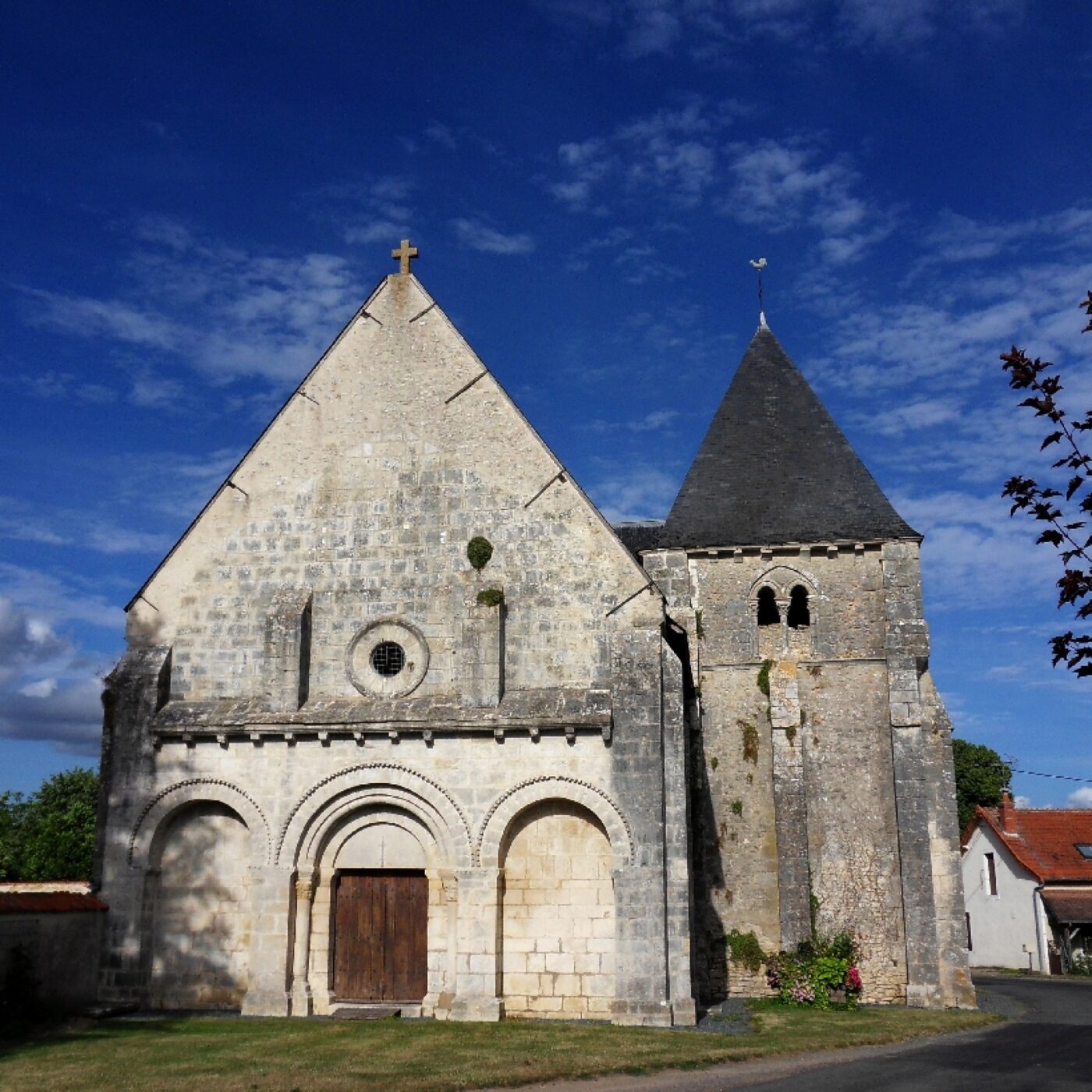 L'église St Martin de Montlouis (2/2) episode artwork