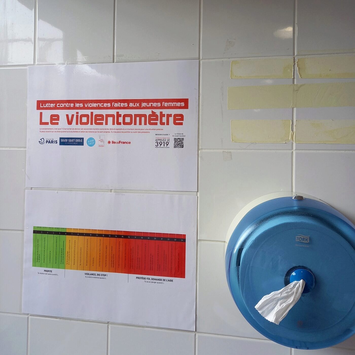 labellisation égalité  fille garçon au collège St Exupery à Ambérieu en bug episode artwork