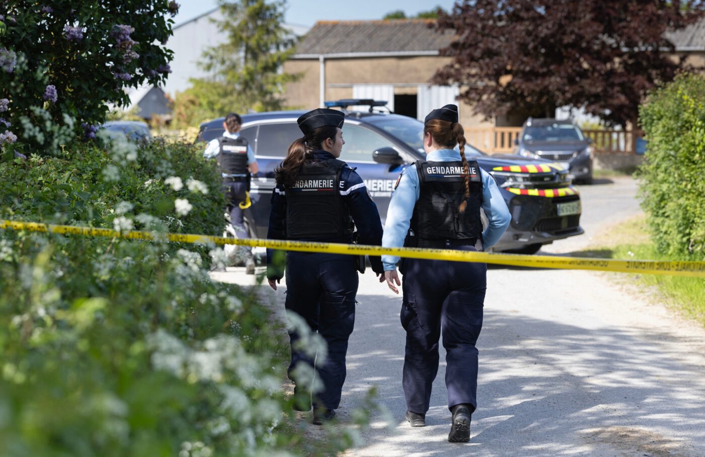 300 bénévoles, terrains accidentés, tracé GPS, ... Le porte-parole de la gendarmerie détaille sur RTL le déroulement de la battue citoyenne pour retrouver Manon Relandeau episode artwork