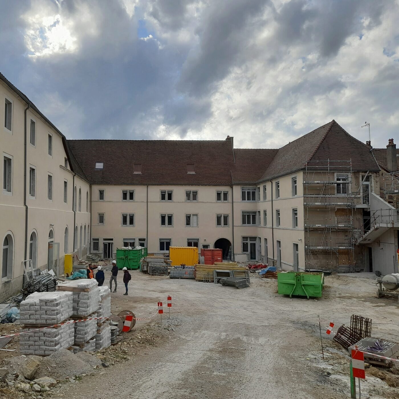 Visite du chantier du site des Oratoriens du lycée Friant de Poligny episode artwork