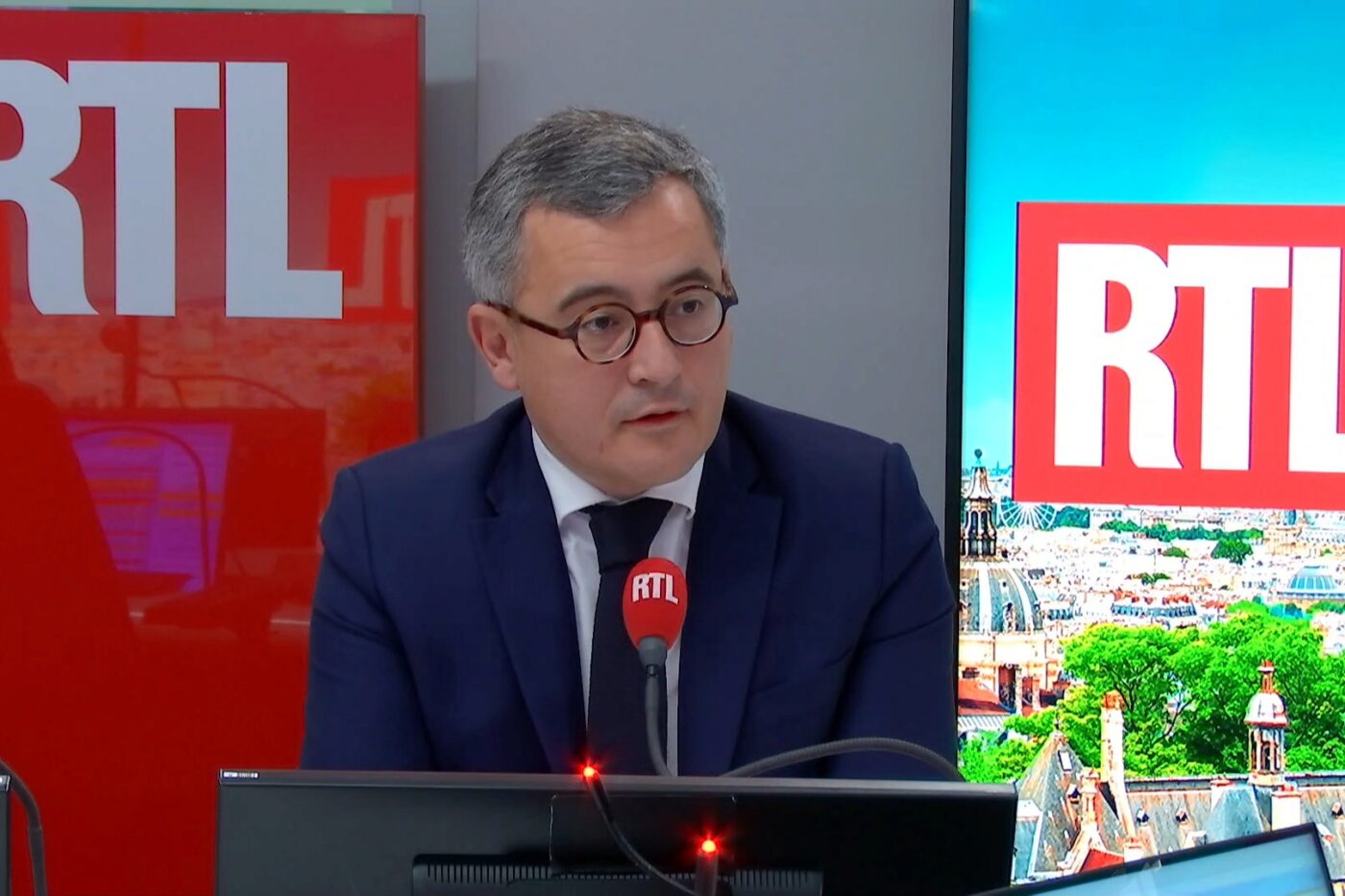 Narcotrafic, terrorisme... Sur RTL, Gérald Darmanin promet de "changer la loi" pour limiter les permissions de sortir des détenus en prison de haute sécurité