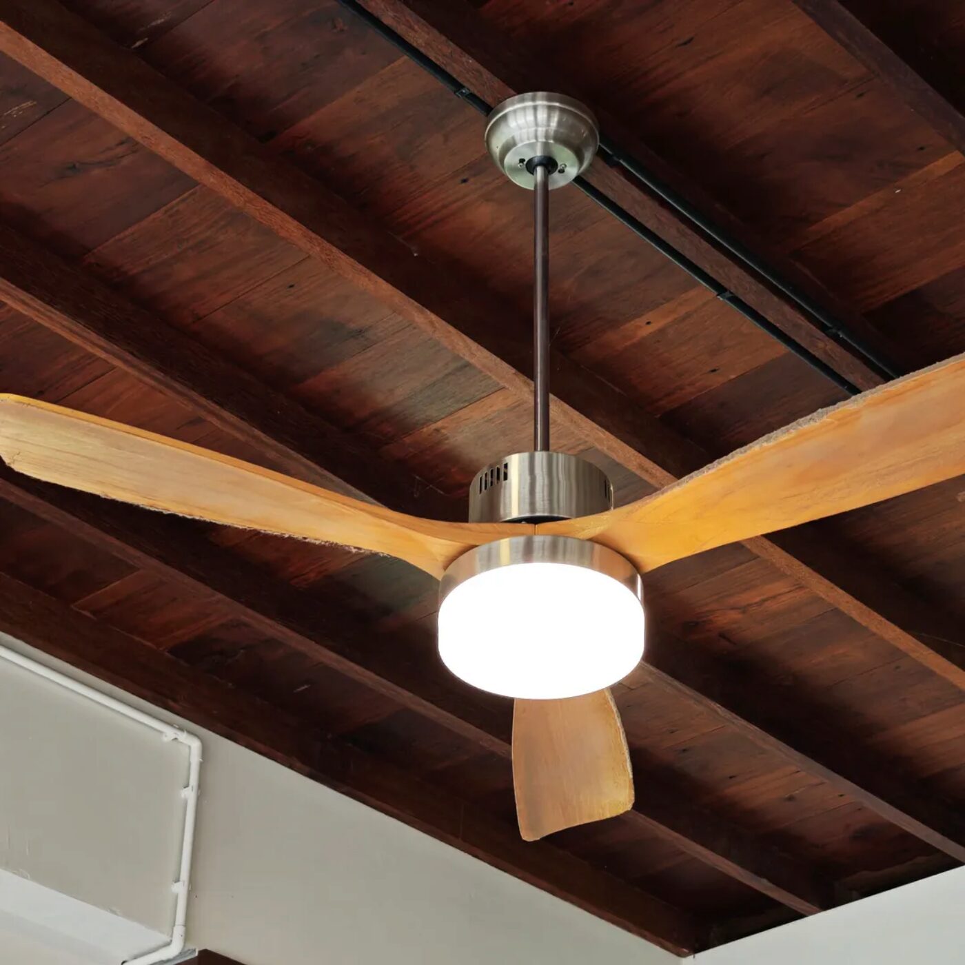 Ventilateur de plafond l'allié éco pour l'été et l'hiver episode artwork