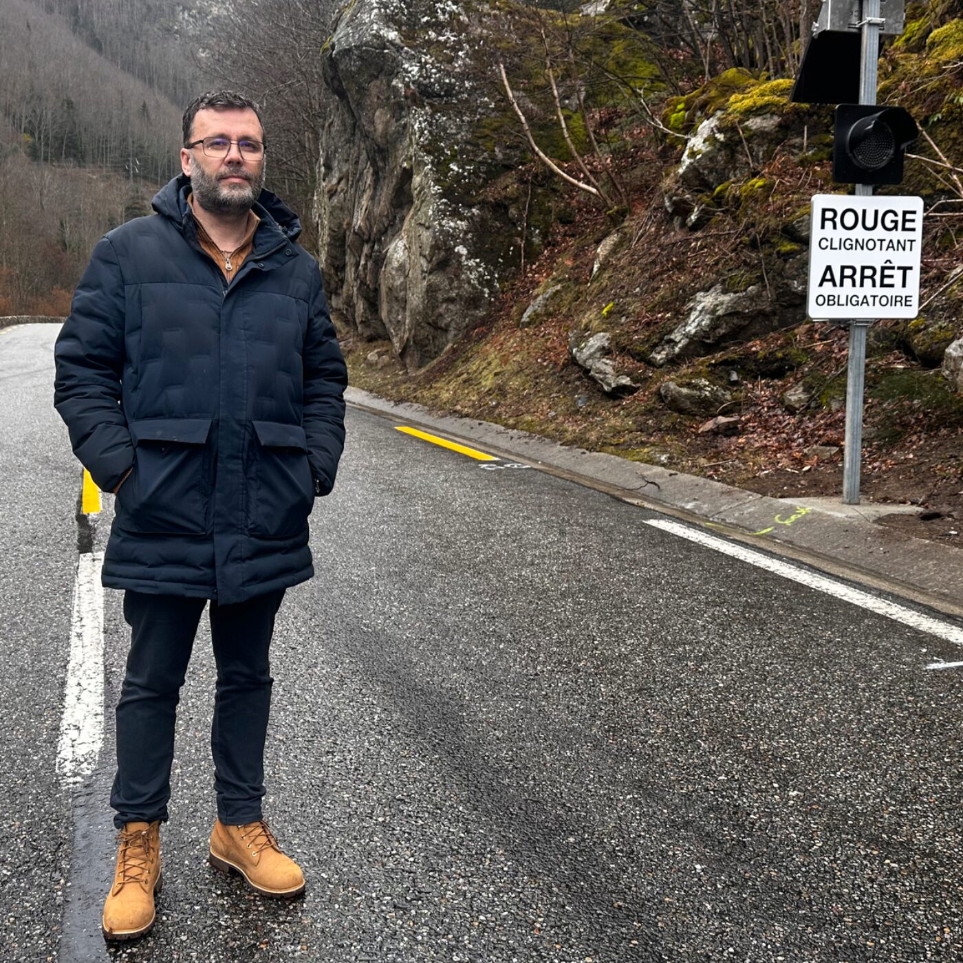 episode cover Après des semaines d’isolement, la RN20 rouvre ce lundi vers l’Andorre. Un soulagement pour le maire de L’Hospitalet-près-l’Andorre… qui garde en mémoire « une vallée coupée du monde ».
