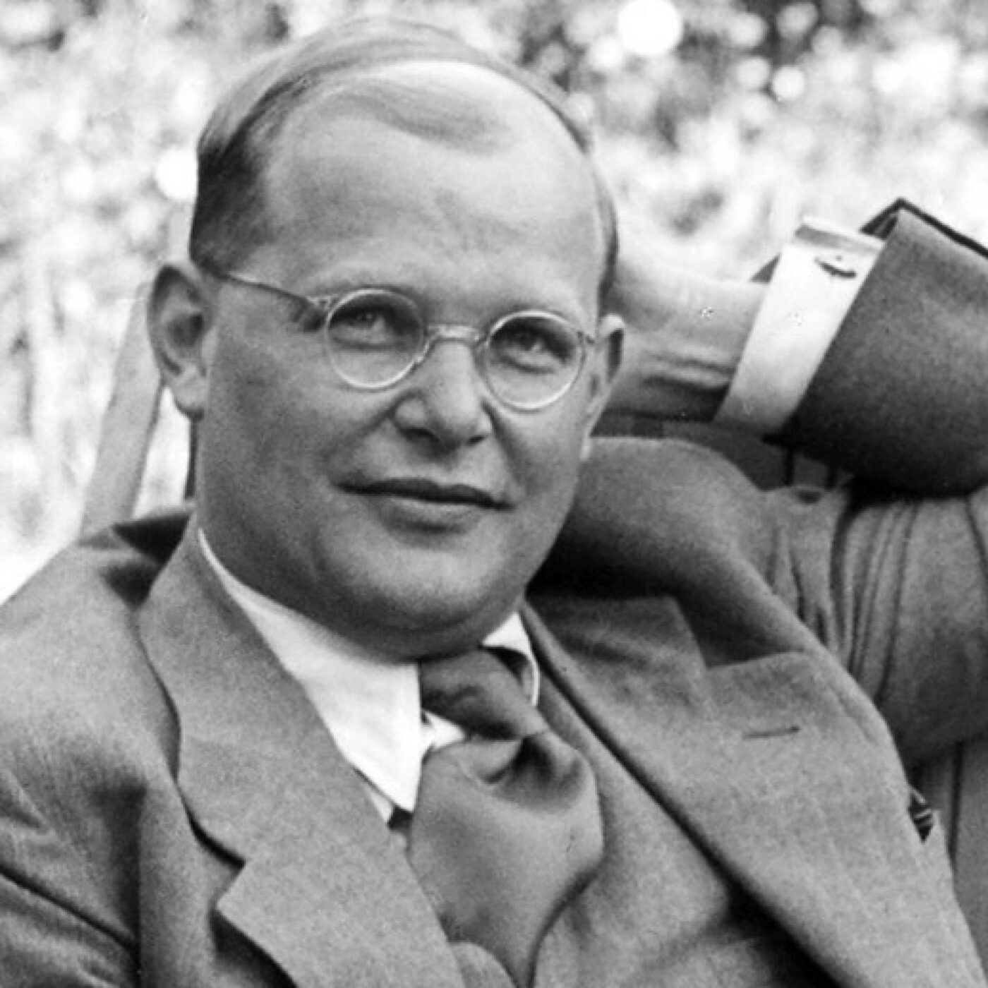 Dietrich Bonhoeffer, lettres d'un résistant en prison 4/5 DIeu aime les heureux