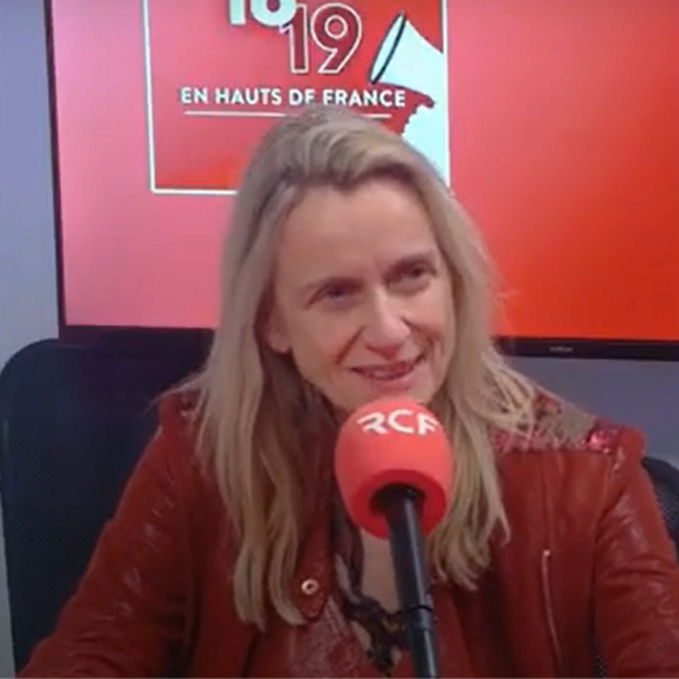 Surendettement, éducation financière, crainte de l'avenir... Carine Jupin episode artwork