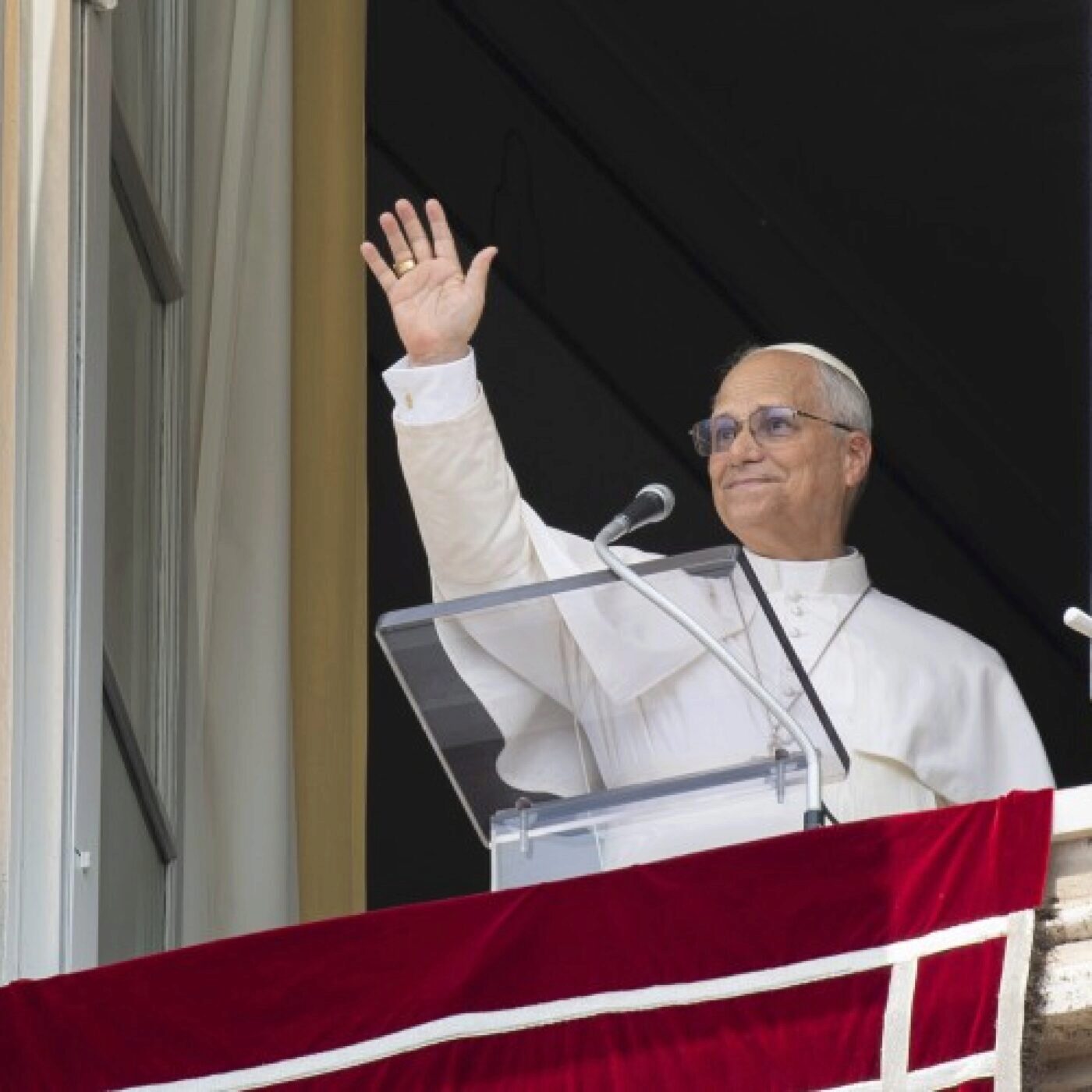 Rome excommunie les prêtres ordonnés par la FSSPX episode artwork