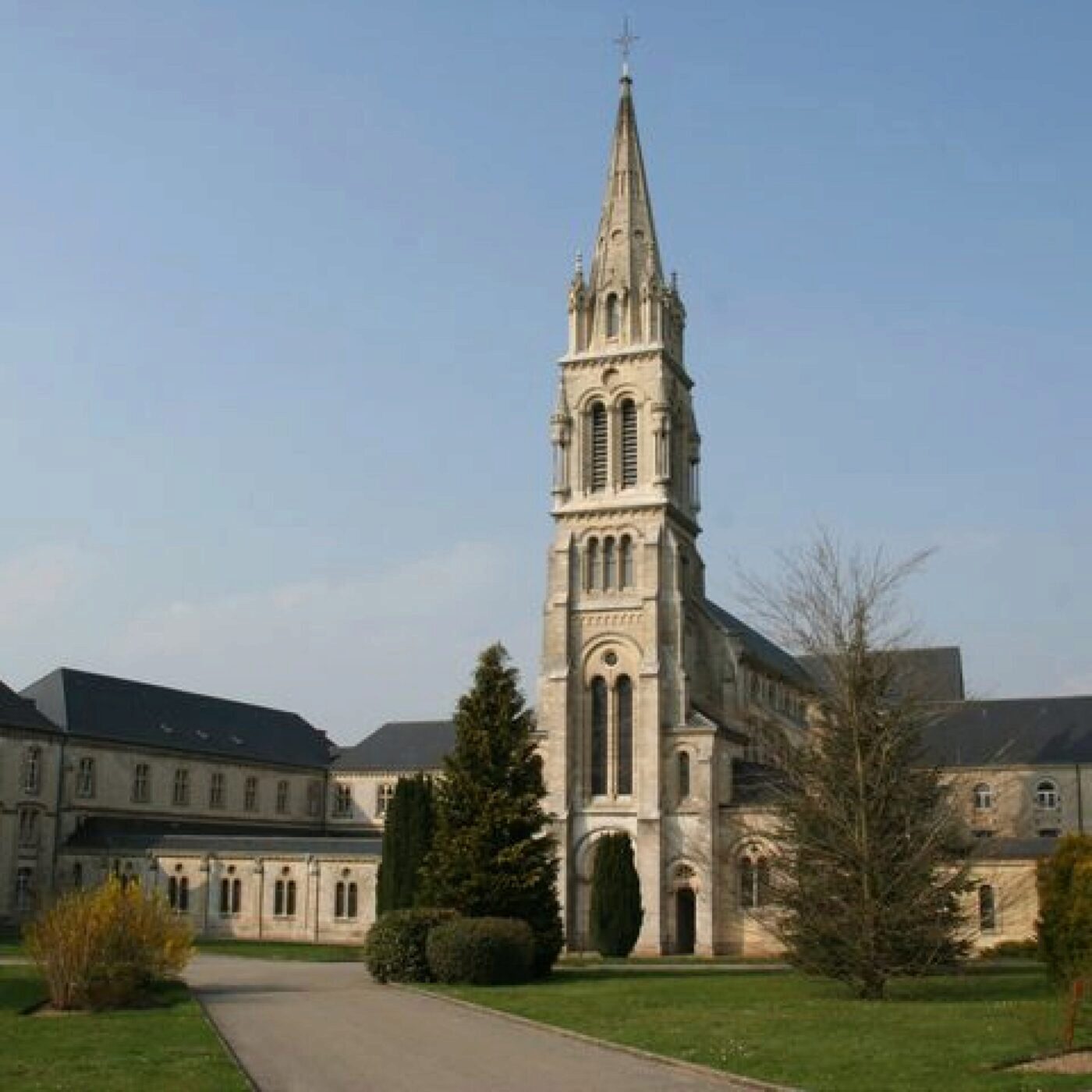 Découverte de l'Abbaye de la Trappes episode artwork