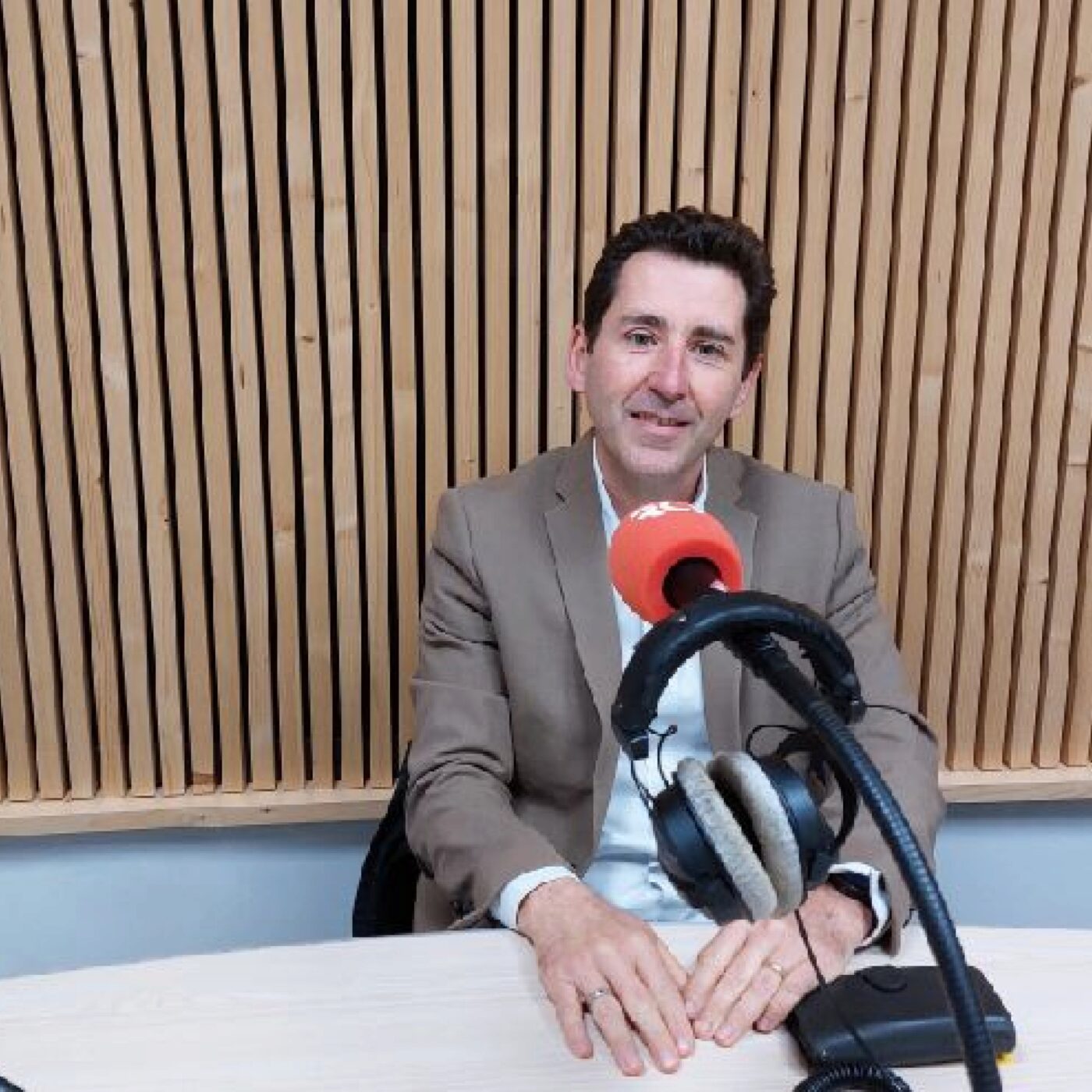 David RAVEL de la CPAM : l'opération "Aller vers" et la Fête des briques à Mont episode artwork