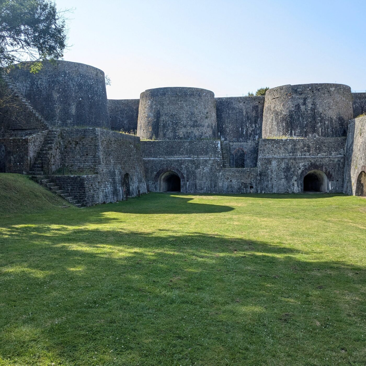 Regnéville-sur-Mer : le village de navigateurs aux allures de trésor episode artwork