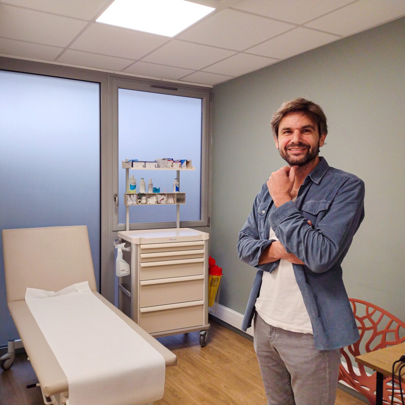 Centres de soins non programmés : vers la fin de la médecine traitante en ville? episode artwork