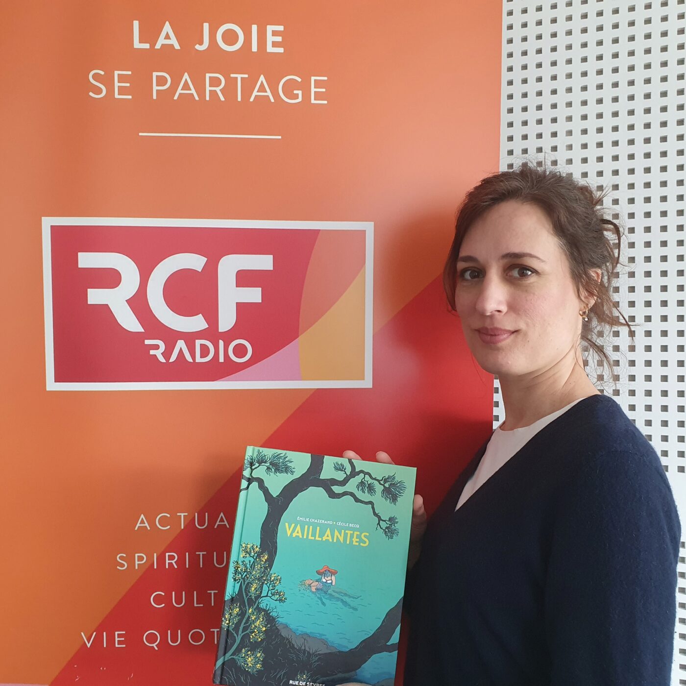 "Vaillantes" - Cécile Becq et Emilie Chazerand (ed Rue de Sèvres) episode artwork