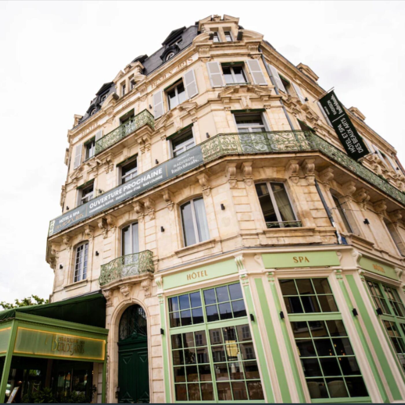 L'hôtel & Spa des Beaux-Arts a ouvert il y a peu à Bourges episode artwork