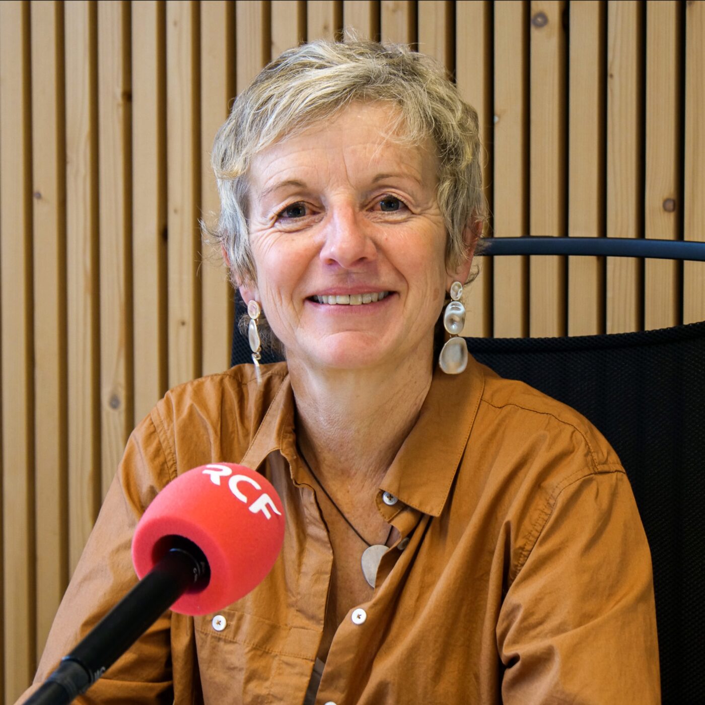 Des clés pour une scolarité heureuse avec Catherine Legros episode artwork
