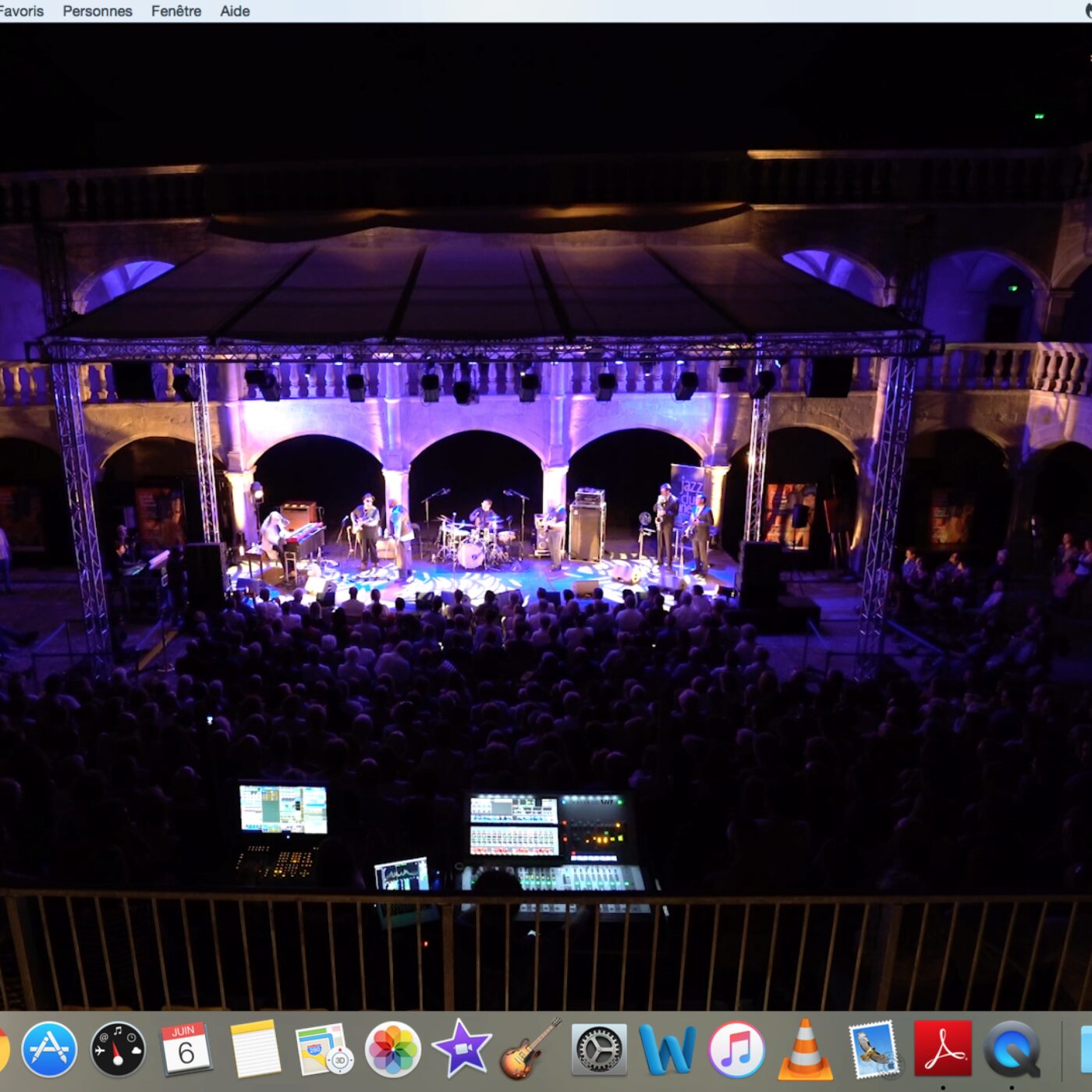 Stompin\' at the Savoy