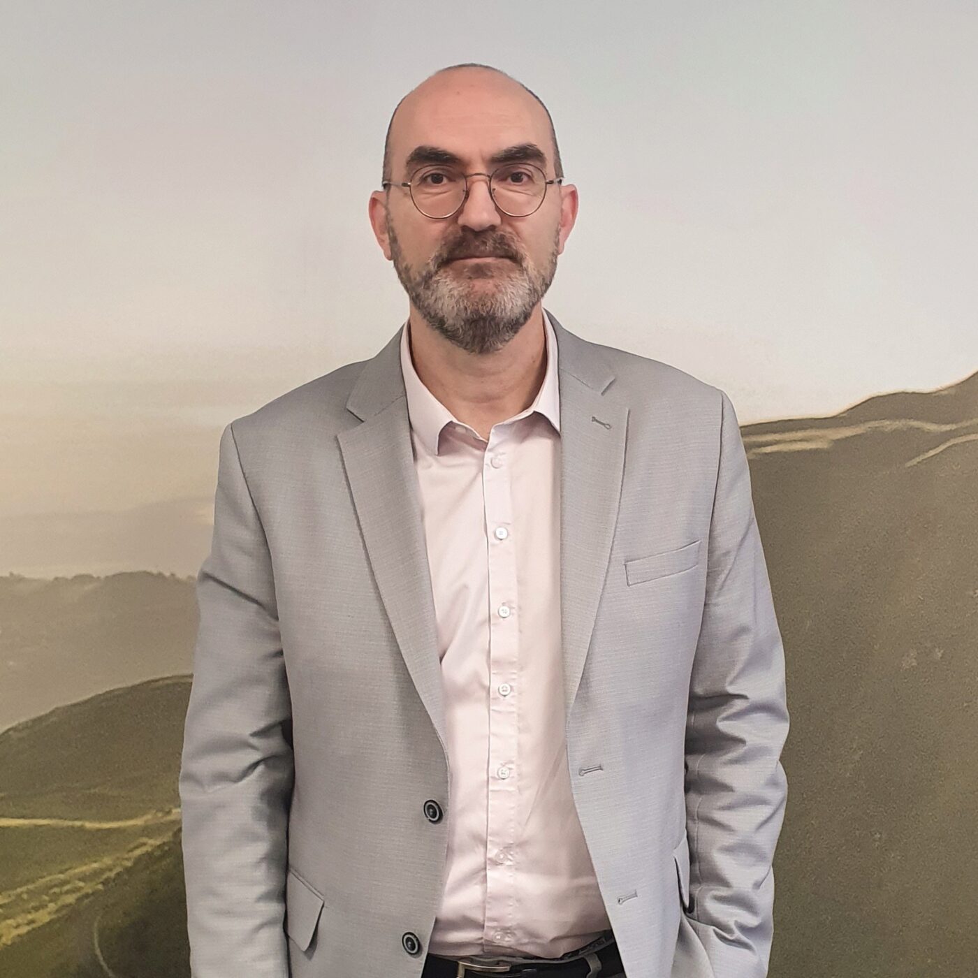 Semaines de la parentalité dans le Puy-de-Dôme : l'objectif est "d'accompagner les liens familiaux", explique  Jean-Charles Chambost, directeur de la CAF du Puy-de-Dôme episode artwork